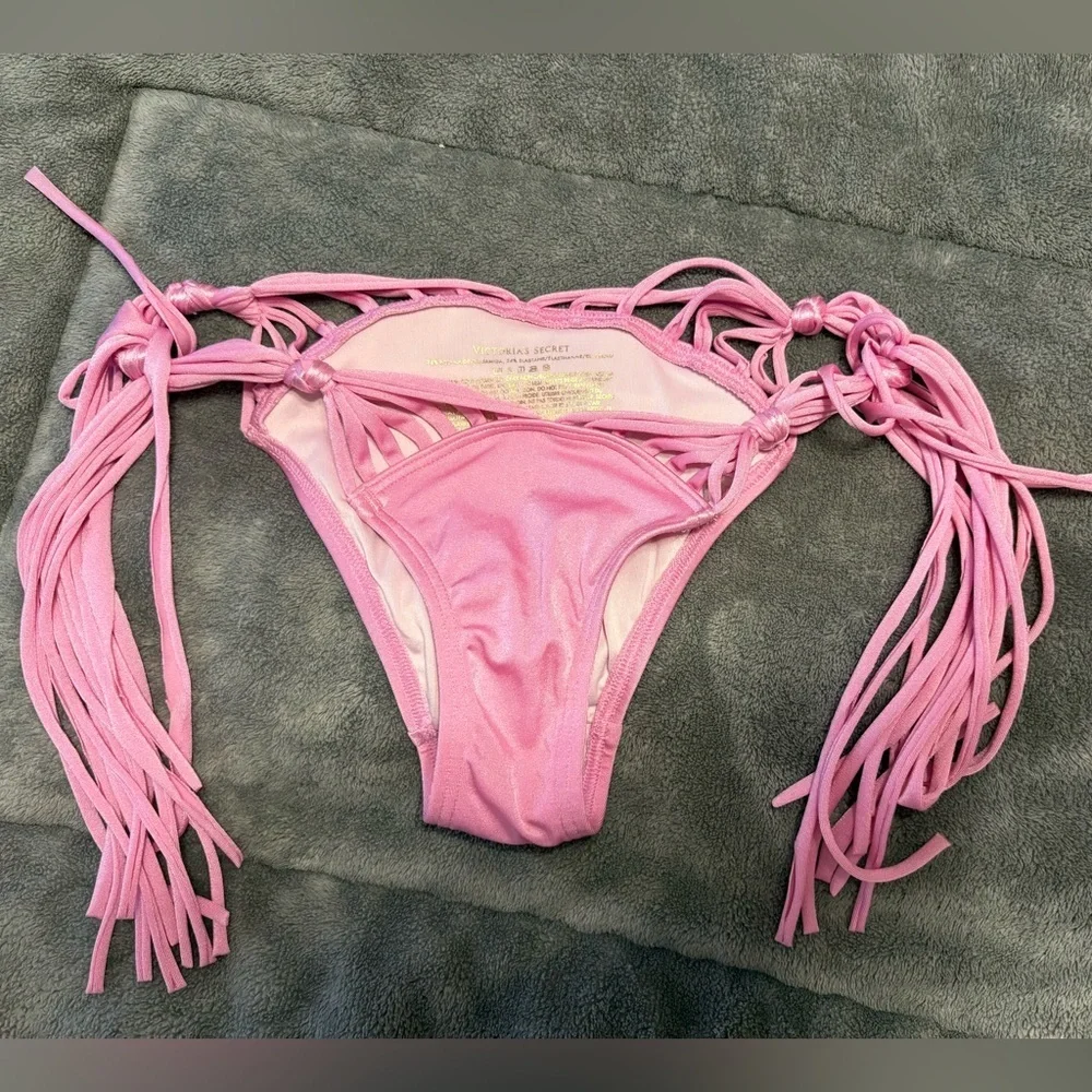 Lavender Bikini Bottom - Picture 1 of 3